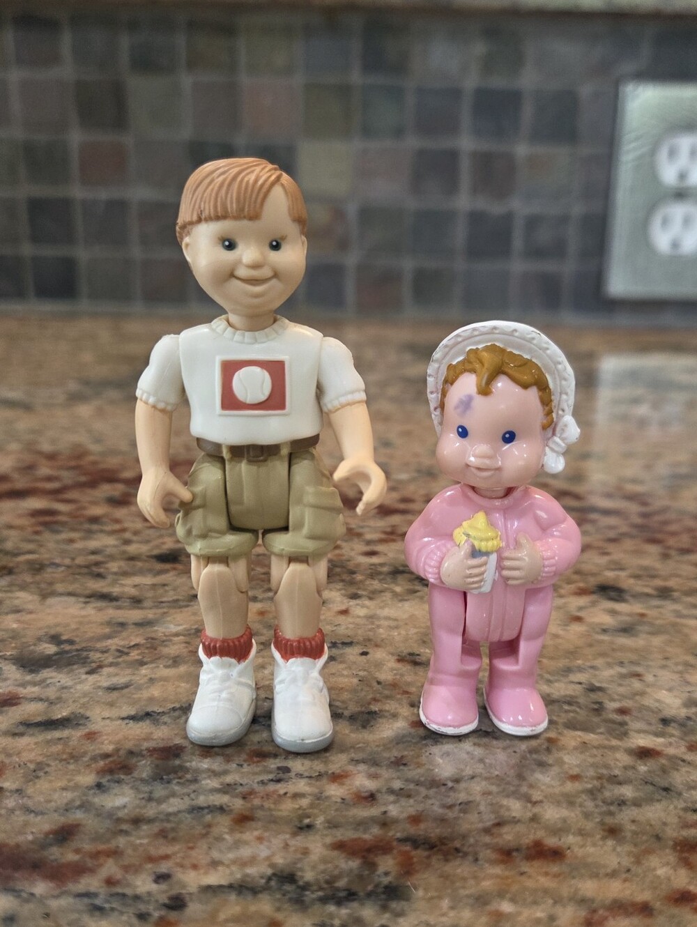 Fisher Price Loving Family Dollhouse People Figure Boy  Baseball & Baby Girl 90s